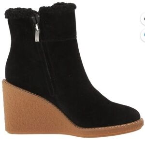 🌸SANTO FRANCO🌸 Ulayna Black Suede Ankle Wedge Boot Size: 8.5